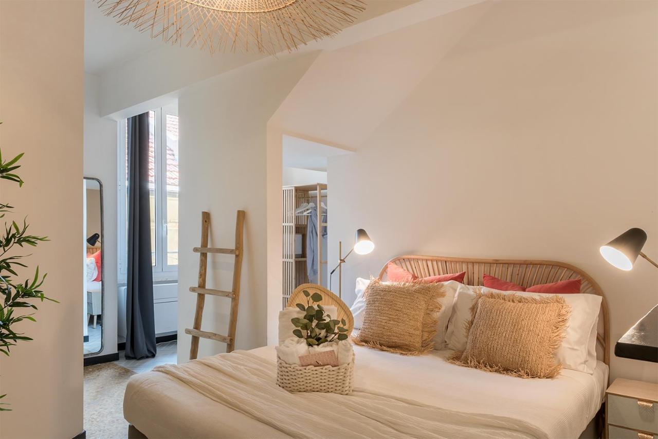 Ensemble Rooms Di Vayadu Αλάσιο Εξωτερικό φωτογραφία