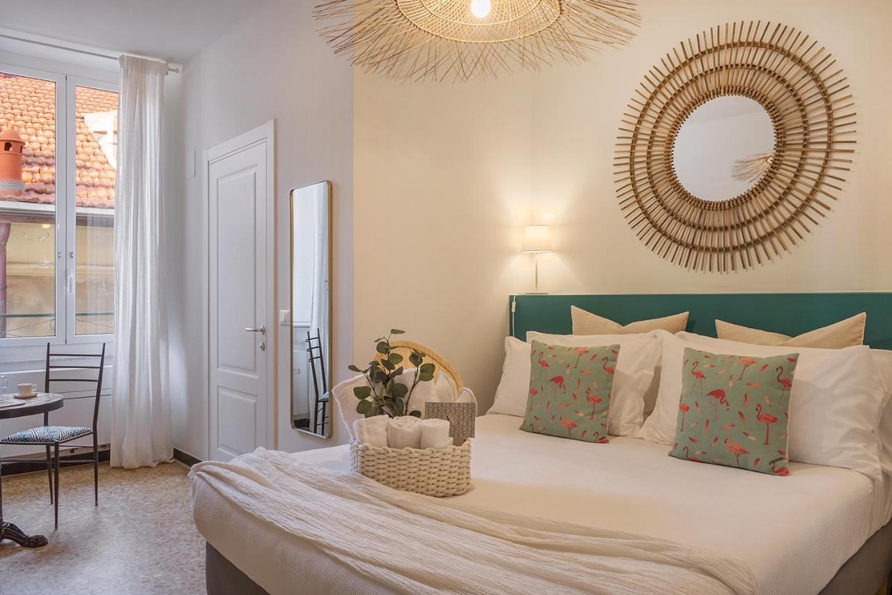 Ensemble Rooms Di Vayadu Αλάσιο Εξωτερικό φωτογραφία