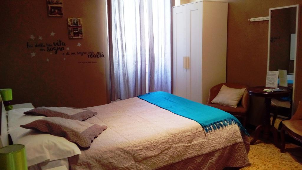 Ensemble Rooms Di Vayadu Αλάσιο Εξωτερικό φωτογραφία
